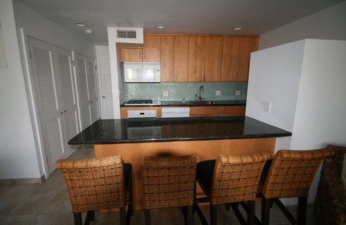 Red Hook Condo | BEAUTIFUL SAPPHIRE! BEACH WALKOUT WITH AMAZING VIEW!