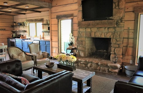 Sautee Nacoochee House | Beautiful Sautee Valley Farm with Creek Access, Moutain Views & Fire Pit