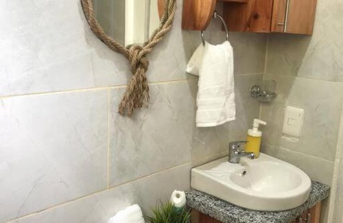 Paraiso Apartment | Beautiful sea front apartment