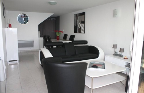 Guilvinec Apartment | Beautiful sea view 50m from the beach and the harbor and shops and downtown on foot