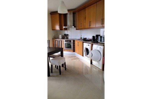 Foz do Arelho Condo | Beautiful Seaside Condominium