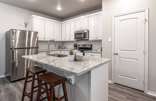 Shallowater House | Beautiful Shallowater B - 3BR/2BA - New House