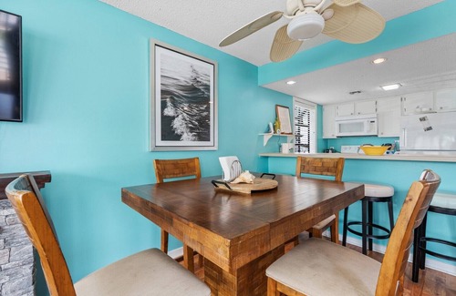 Myrtle Beach Condo | Beautiful Shore Drive Condo close to the Apache Pier Arcadian Dunes 15-159