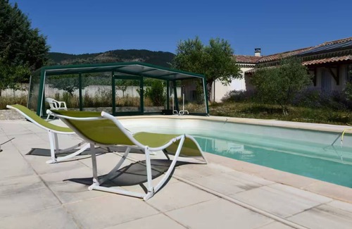 Alba-la-Romaine House | Beautiful single-storey villa with swimming pool, in a quiet location on the edge of the village