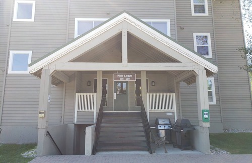 East Kootenay Condo | Beautiful Ski Hill 1 BR Condo