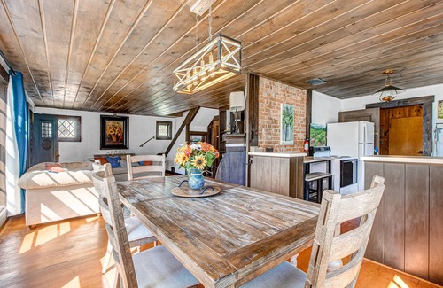 Salt Lake Mountain Resorts House | Beautiful ski-in/ski-out cabin w/washer/dryer, central AC - walk to lifts