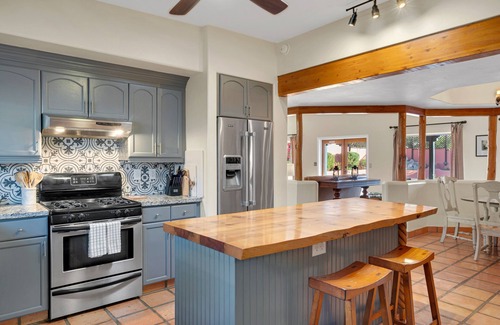 Blenman-Elm House | Beautiful, snowbird-friendly getaway with private pool, WiFi & gas grill
