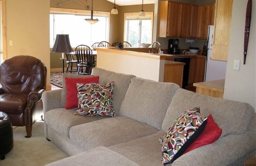Steamboat Springs House | Beautiful Spacious Home Minutes to Ski Area with Great Views & Very Private