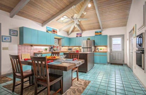 Waikoloa House | Beautiful Spacious Home in Paradise