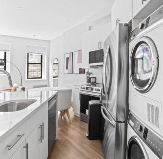 Uptown Apartment | Beautiful Space 3bd 1bth Upper east