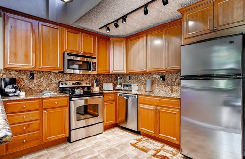 Vail Condo | Beautiful Spacious 2 Bedroom 2 Bathroom Condominium