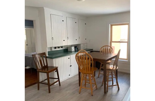Montpelier Apartment | Beautiful & Spacious Apartment on College Street