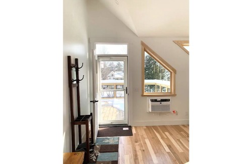 Montpelier Apartment | Beautiful & Spacious Apartment on College Street
