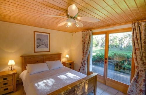 Samoens Ski Chalet | Beautiful spacious chalet, with hot-tub, garden, 5 mins walk to Samoens centre