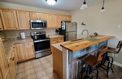 Fraser Condo | Beautiful Spacious Condo.