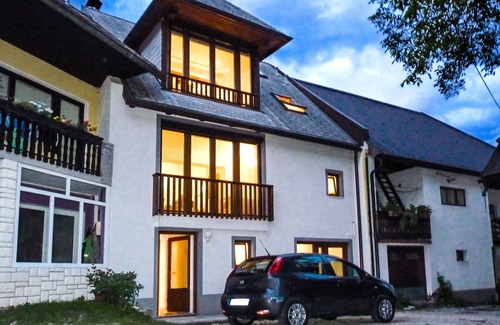 Bovec House | Beautiful Spacious Family Chalet. Quiet location in Bovec Centre. Mountain Views