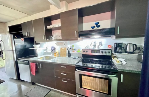 Santa Ana House | Beautiful Spacious Loft. Santa Ana Downtown. Very high ceilings. 24/7 security.