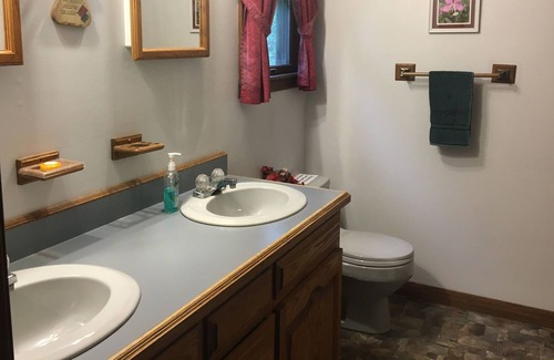 Harman House | Beautiful & Spacious Mountain House of Hope