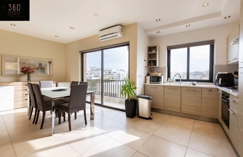 Tal-Ghoqod Apartment | Beautiful, spacious 3BR home with private Balcony