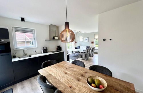 Hoge Hexel House | Beautiful, spacious and very bright 6-person villa with 3 bedrooms, 2 bathrooms in Overijssel.