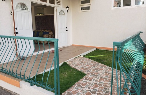 Mahaut Apartment | Beautiful, spacious, quiet, stylish apartment close to city center
