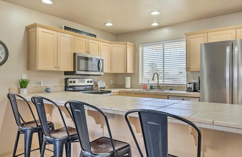 St. George Apartment | Beautiful St George Condo about 5 Mi to Downtown!