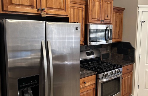 Elko County House | Beautiful stick built home. 5 mins to Elko.