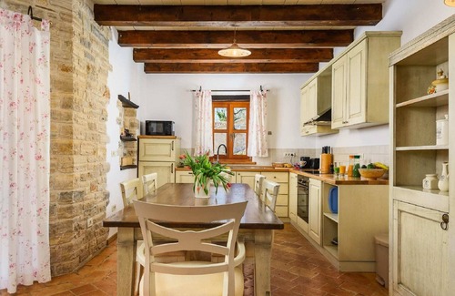 Tinjan Villa | Beautiful Stone Villa in Tinjan With Swimming Pool