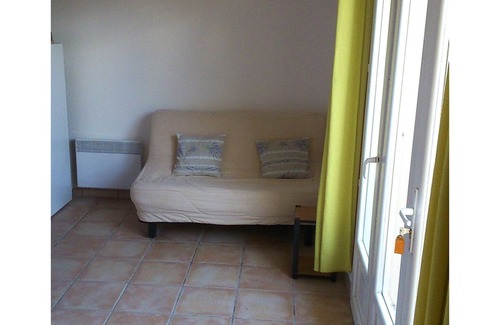 Trans-en-Provence House | BEAUTIFUL STUDIO FURNISHED IN VILLA