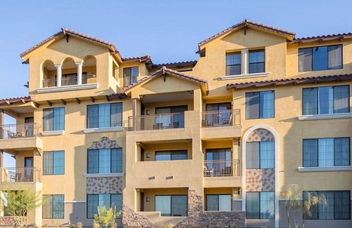 Cibola Vista Condo | Beautiful Studio Apt in a great resort setting with fountains, courtyards, and pool with bar