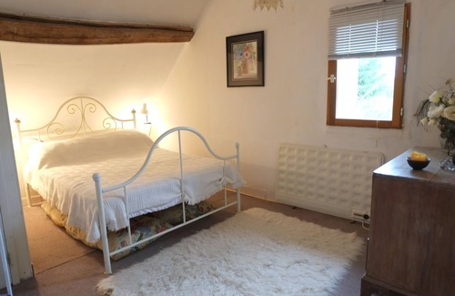Mantilly Cottage | Beautiful Studio Cottage
