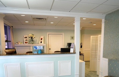 Central Beach Apartment | Beautiful studio unit at resort, sleeps 2