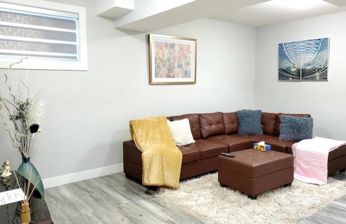 Northeast Edmonton Apartment | Beautiful & Stylish 2 Bedroom Private Basement Suite