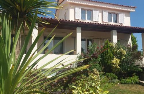 Oropos Villa | Beautiful Summer Villa in Chalkoutsi