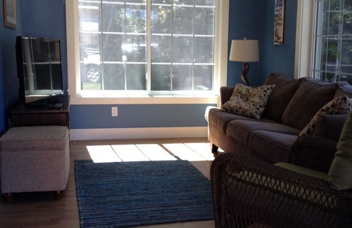 Wells Cabin | Beautiful Summerscape Cottage - Wells Maine