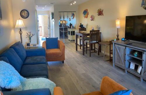 Navarre Beach Apartment | Beautiful! Sunset Harbor Condo for 2-TOP FLOOR 1-309, Navarre Beach