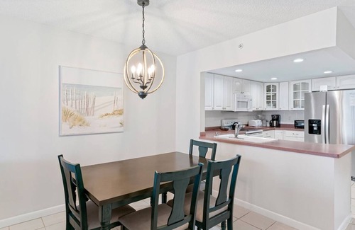Indian Shores Condo | Beautiful Sunsets & Ocean View! Sandcastle 1 Indian Shores Beach 3BR 2BA