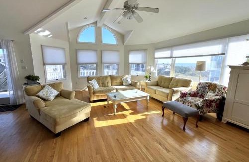 Surf City House | Beautiful Surf City Vacation Home - 1 From The Ocean!