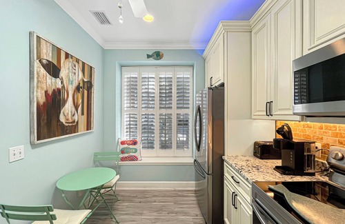 St. Simons Island Condo | Beautiful townhome on the Hampton River. 2 bedrooms and 2 1/2 bath.