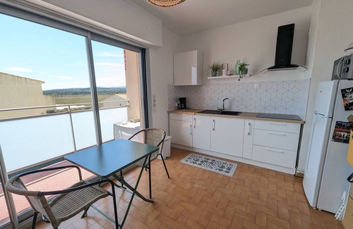 Port-la-Nouvelle Apartment | Beautiful T2 apartment with AC, pool and parking 250m from the beach