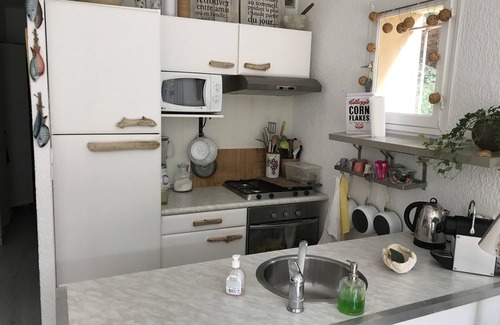 Le Pradet Apartment | * Beautiful T2, garden of 70 m2, quiet, sunny, 50 meters from the beach