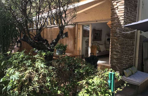 Le Pradet Apartment | * Beautiful T2, garden of 70 m2, quiet, sunny, 50 meters from the beach