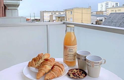 Berck-sur-Mer Apartment | Beautiful T2 in Berck-Plage - Balcony, Private Parking and Beach Access