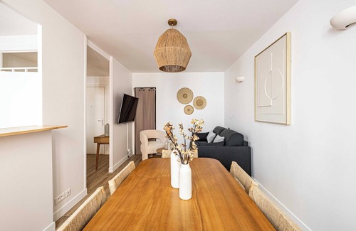 Le Suquet Apartment | Beautiful T2 in the heart of suquet - 5min beach