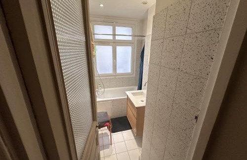 Batignolles Apartment | Beautiful T2 with balcony - near Parc Clichy