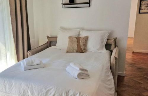 Le Plessis-Robinson Apartment | Beautiful T3, 10 min Paris, free parking