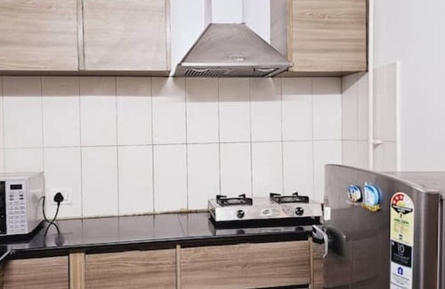 RK Puram Apartment | Beautiful Terrace Apartment! Park Facing! GK 1 Enclave by HostMyStay