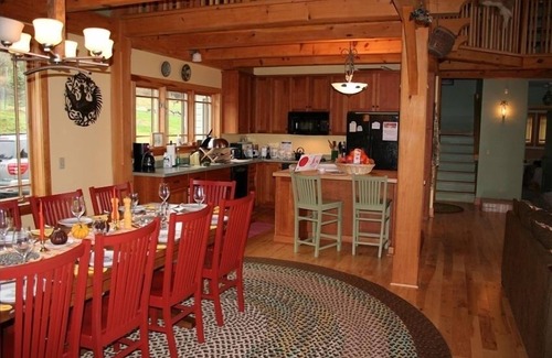 Middlesex House | Beautiful Timber-Frame Cottage - Canandaigua Lake