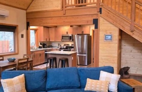 Packwood Cabin | Beautiful Timber framed cabin in Packwood, WA
