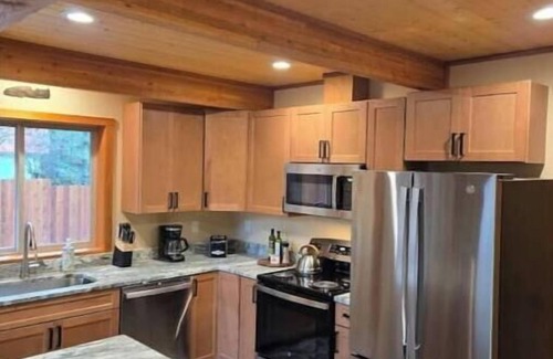 Packwood Cabin | Beautiful Timber framed cabin in Packwood, WA